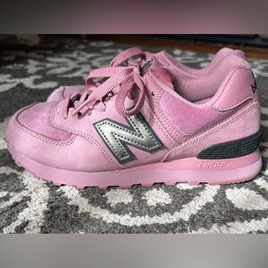 Women’s New Balance Encap size 6